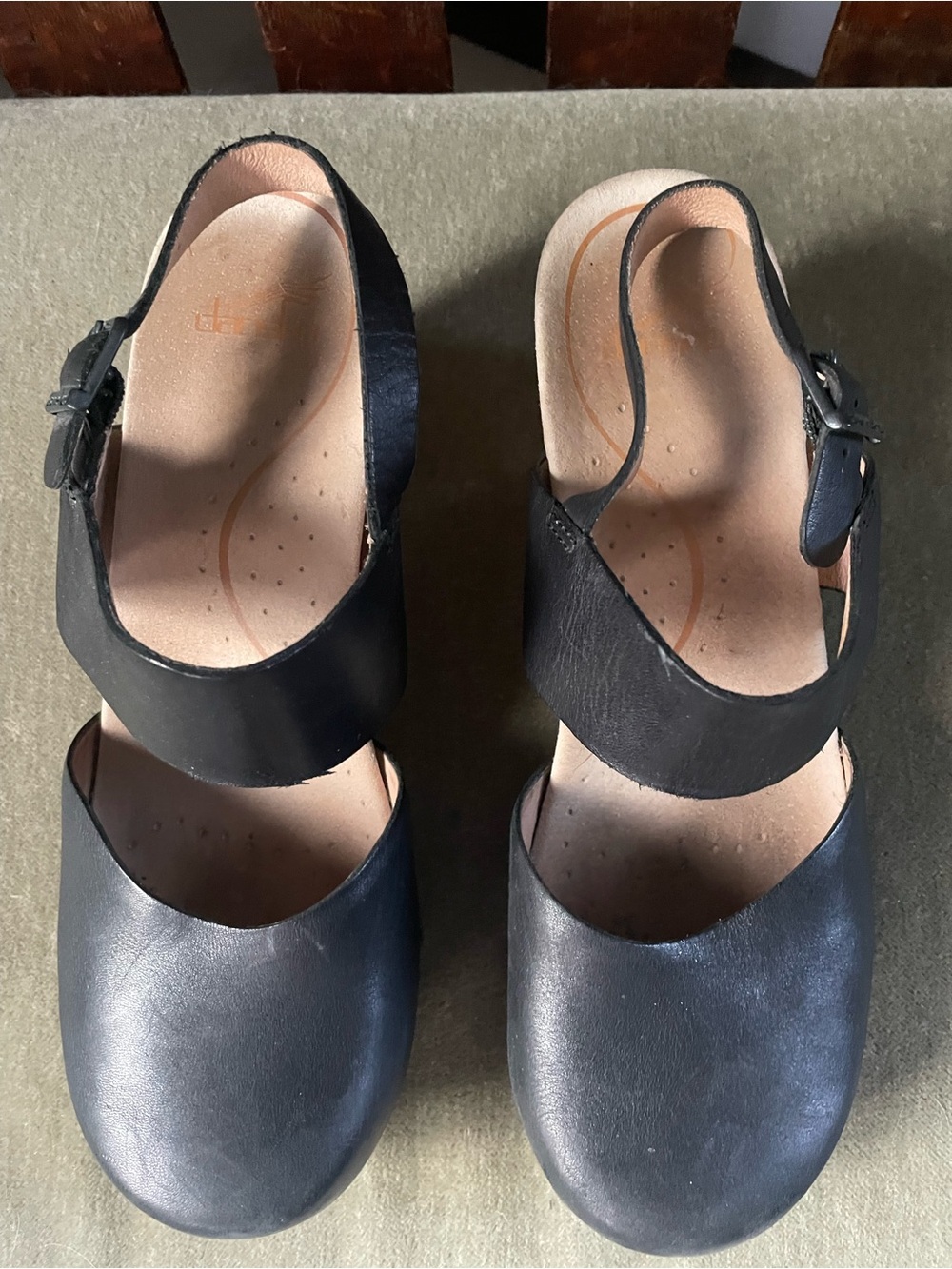 Dansko Black Leather Clogs with Wooden Heel - Picture 5 of 6